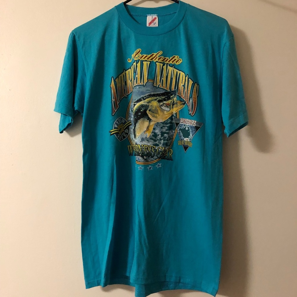 American Naturals Wilderness Gear Tee Size Large